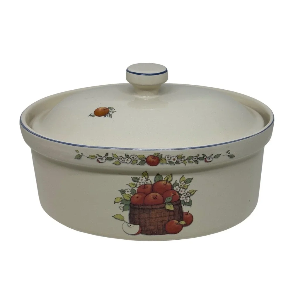 VTG International China Susan Winget Apple Casserole Dish Oval Lidded Cream 1995